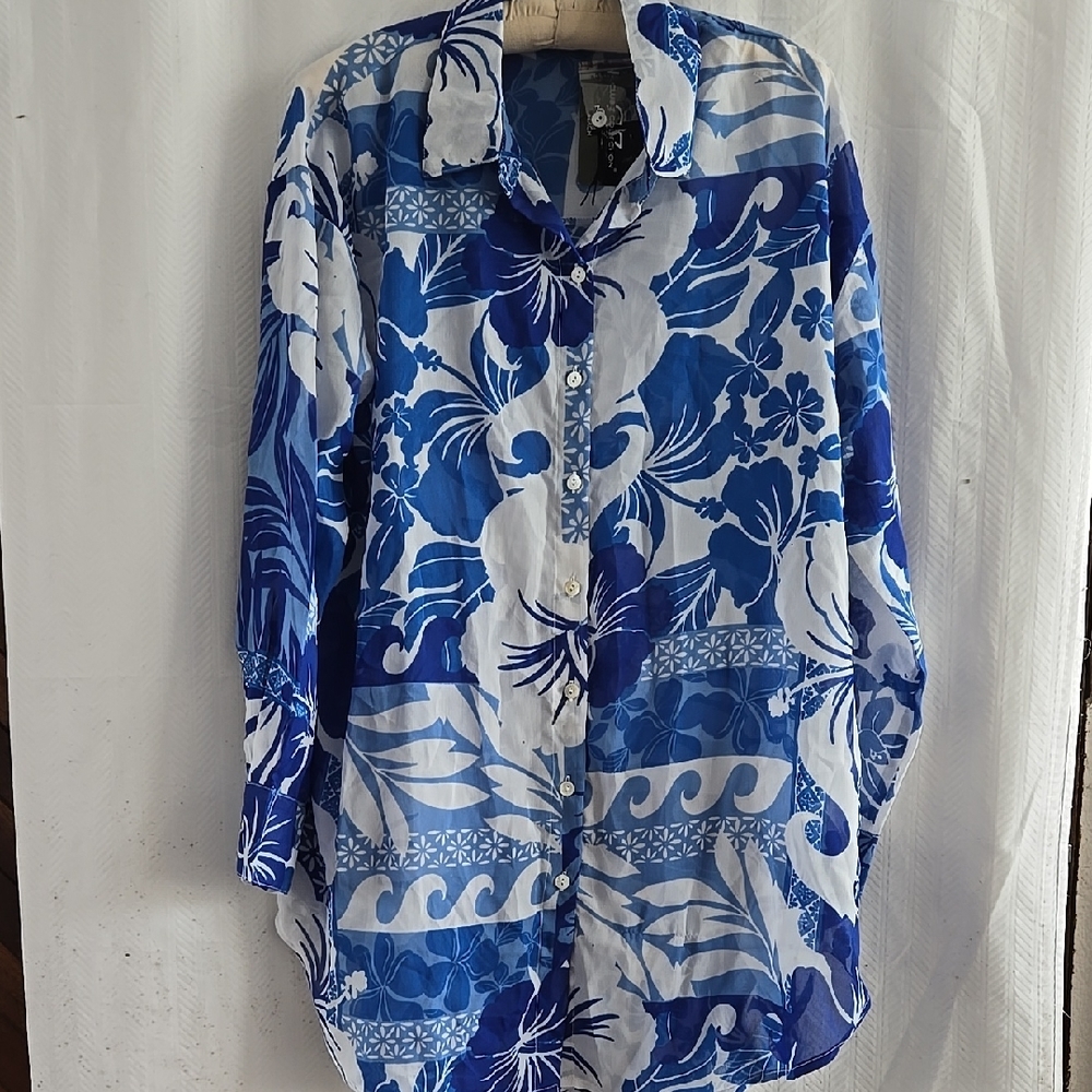 Club Z Collection Blue Floral Women's Resort Wear Beach Shirt  Size L
